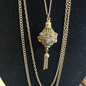 273- Gold-Tone Turquoise Filigree turq. cabochons and rhinestones Pendant Neck